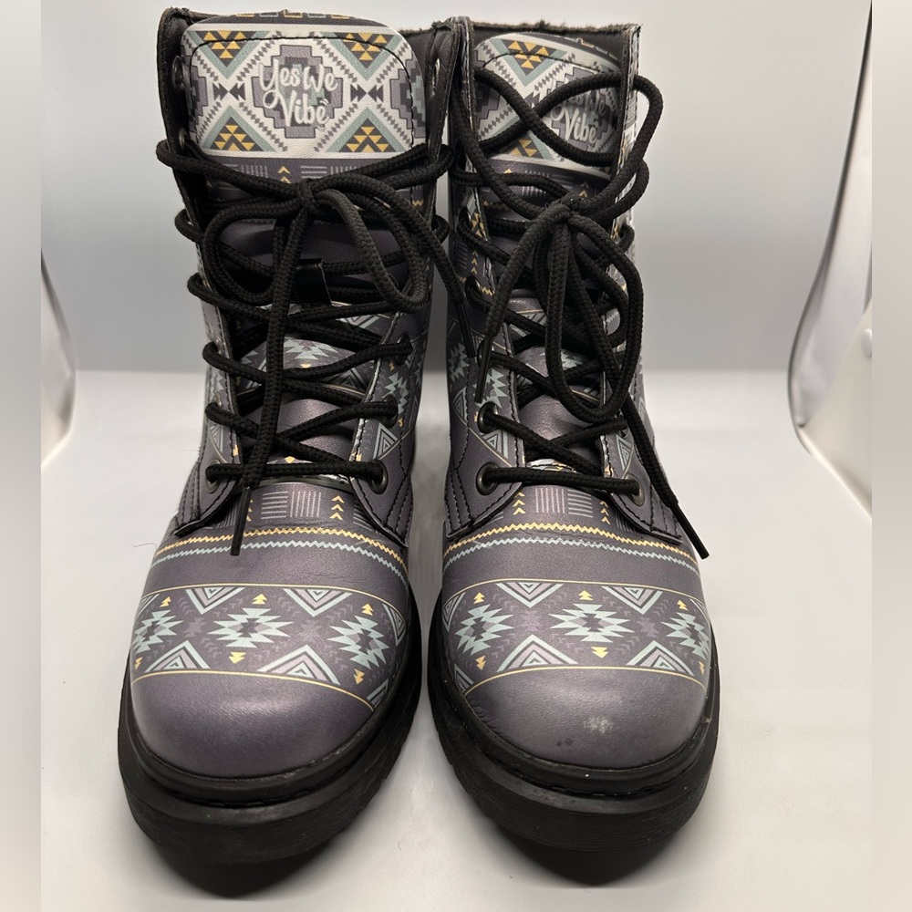 Yes We Vibe Bohemianism Boots Purple Unisex‎